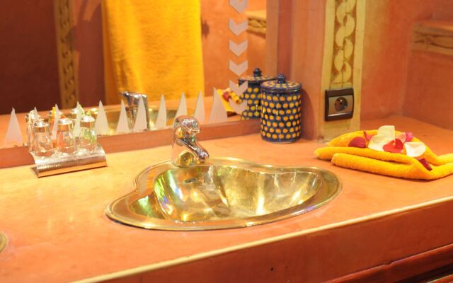 Riad Atlas Quatre & Spa