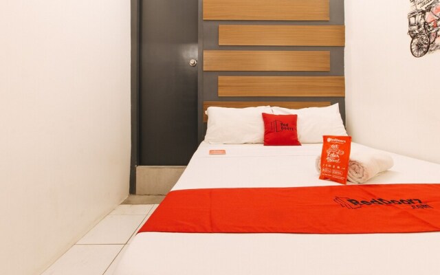 BGC Hostel and Dorm by RedDoorz