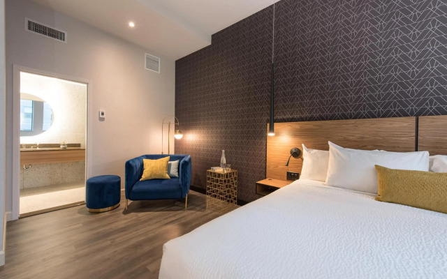 Hotel Royal William, Ascend Hotel Collection