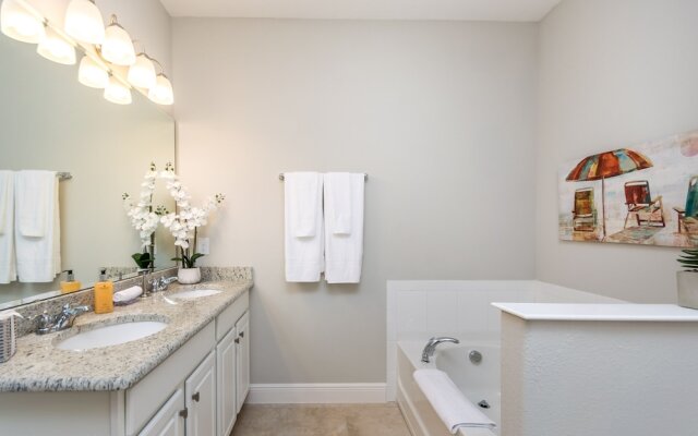 Private Pool/spa, Free Waterpark, Lazy River!