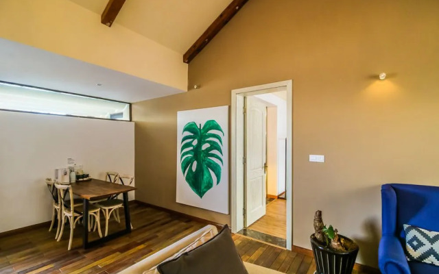 Zizai Garden Traveling with Hotel