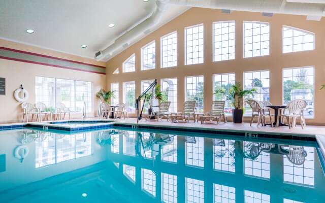 Hampton Inn & Suites Chincoteague Waterfront