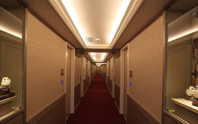 Classic Hotel Shvatan