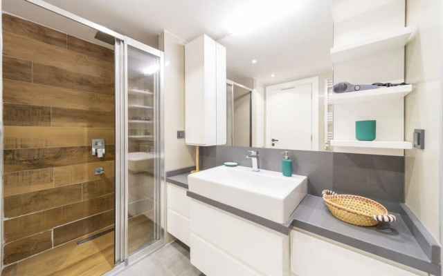 Delightful Flat With Shared Pool in Konyaalti