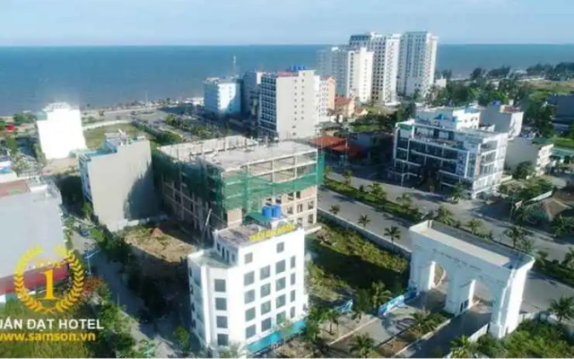 Tuan Dat Luxury Hotel FLC