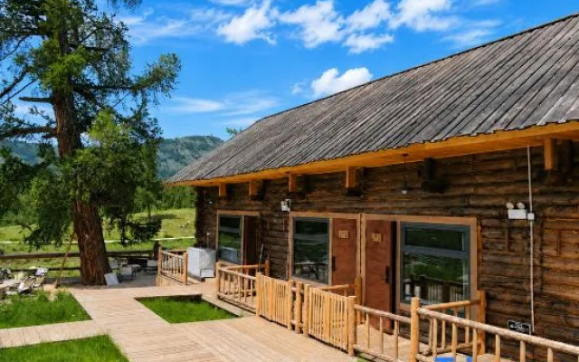 Chongyeji · Yutong | Mountain View Homestay, Kanas Scenic Area – Outside – Altay