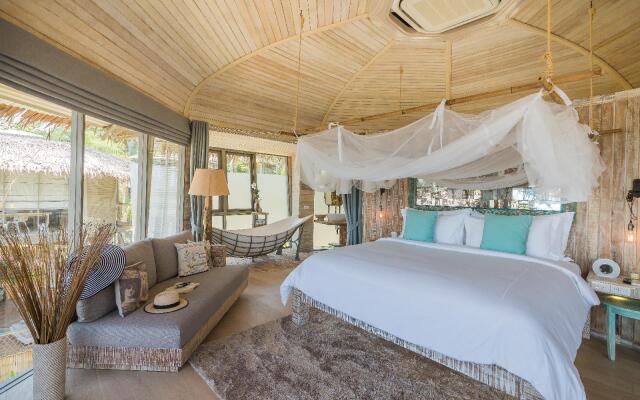 TreeHouse Villas - Adults Only