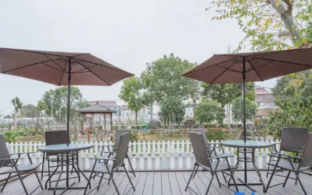 Shanghai Time Courtyard Boutique B&B