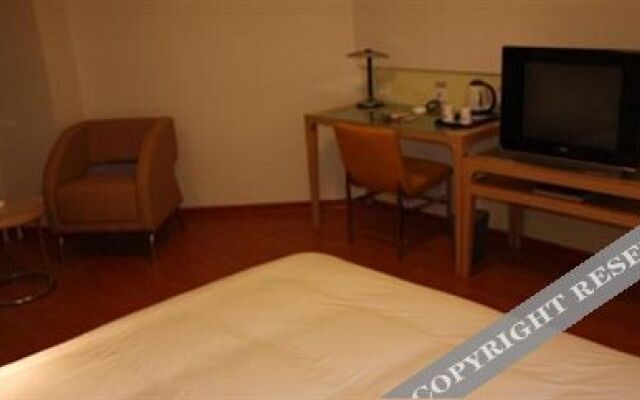 Yinzuo Jiayi Hotel - Qingdao