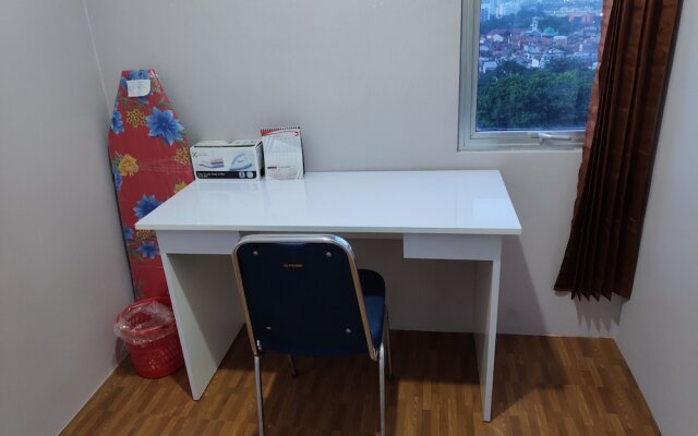 Clean & Comfy Room at Bassura with open view window