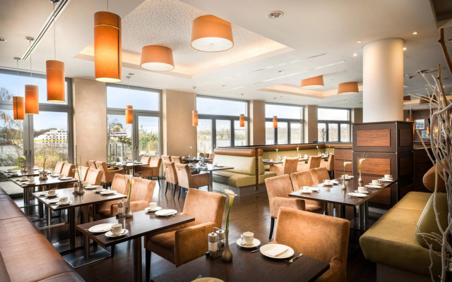 Elaya Hotel Hamburg Finkenwerder