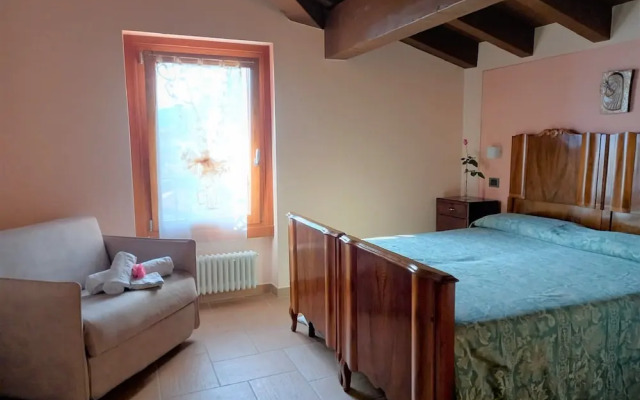 Stay in a Cozy Vello Apartment