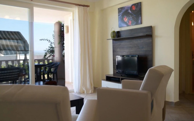 House 30 Mins to Bodrum With 21 Pools in Milas
