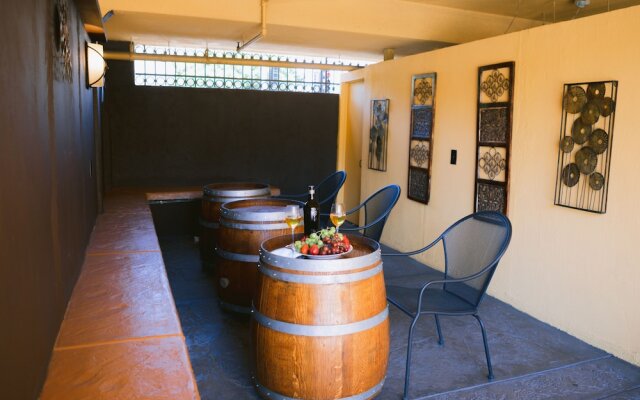 Travelodge Napa Valley Hotel Suites