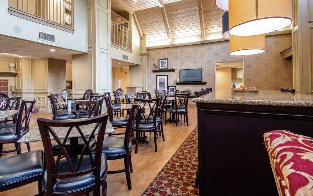 Hampton Inn & Suites Williamsburg-Richmond Rd.