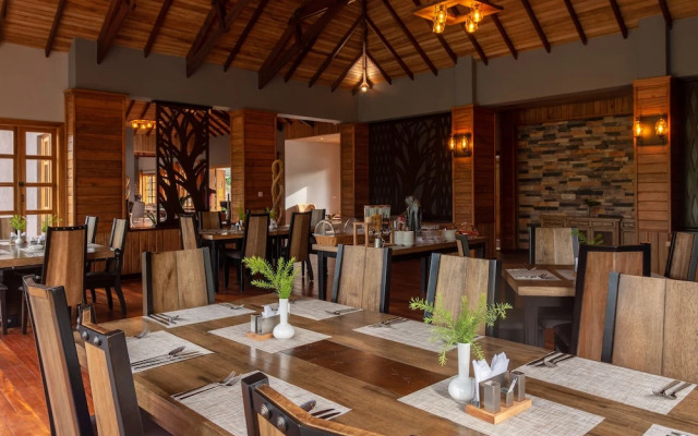 Chimpundu Lodge