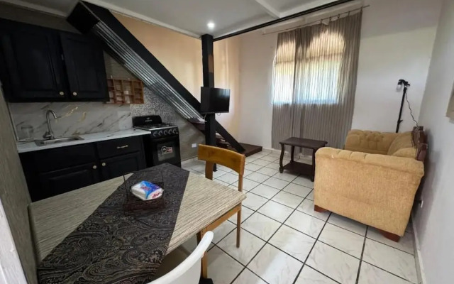 Cozy Studio Apartment 2 min to the Beach, Rooftop