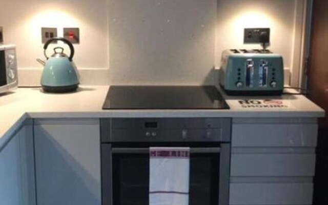 Captivating 2-bed Apartment in Brentwood