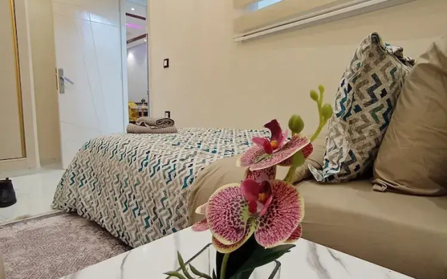 Aphrodite Apartment