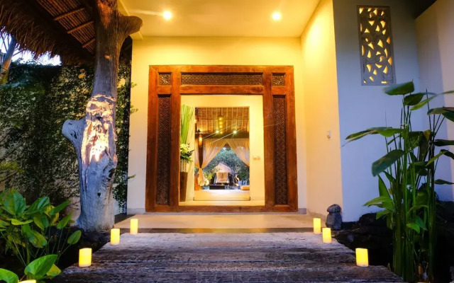 Villa Ku Tama by Villa Finder