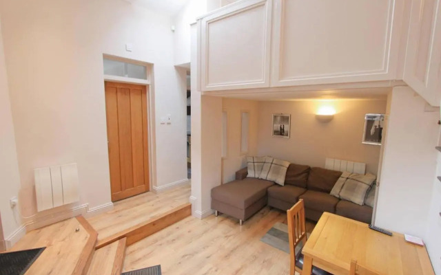 The Coach House, Clifton and Parking - Hopewell
