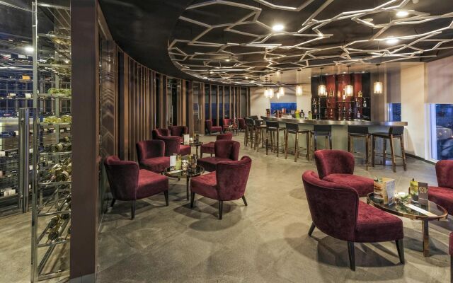 Novotel Suites Hanoi