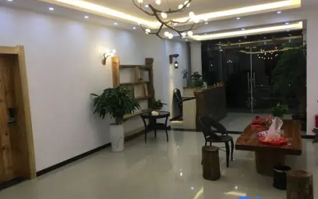 Yeshe Inn