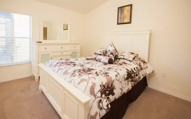 Veranda Palms 4458
