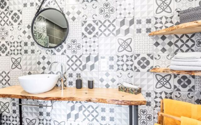 Holiday Home Blue House - BAY403