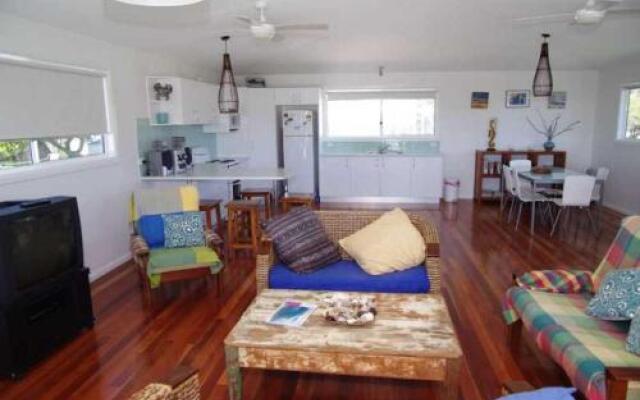 Hampstead, 32 Main Street