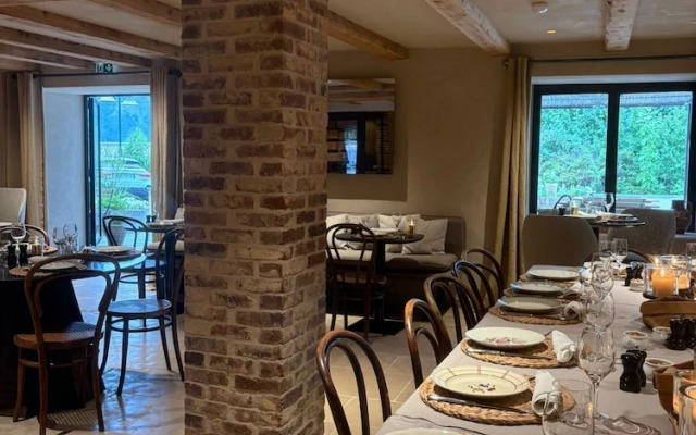 Hotel Le Prieure - 1500m