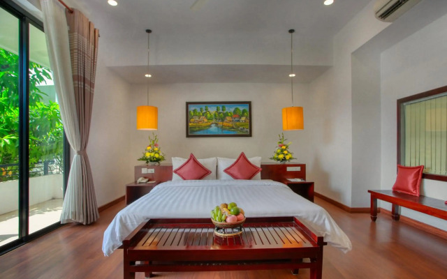 The Moon Residence & Spa