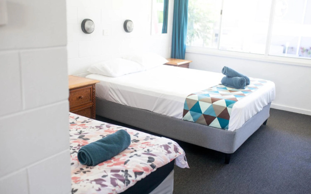 Cairns City Motel – Guest Rooms – Cairns