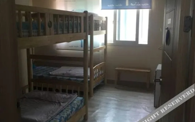 Quest House - Hostel