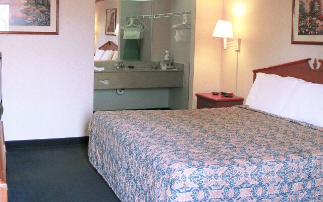 OYO Hotel Georgia near Fairburn/Atlanta