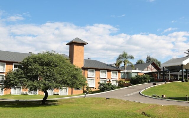 Howard Johnson Hotel & Spa Villa General Belgrano