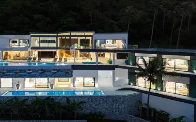 Villa Murano with Panoramic Sea Views