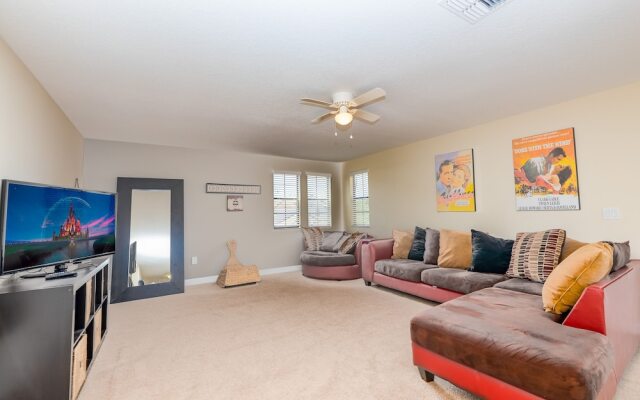 1440cg 7 Bedroom Home