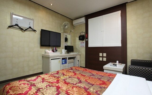 Picasso Motel Daejeon