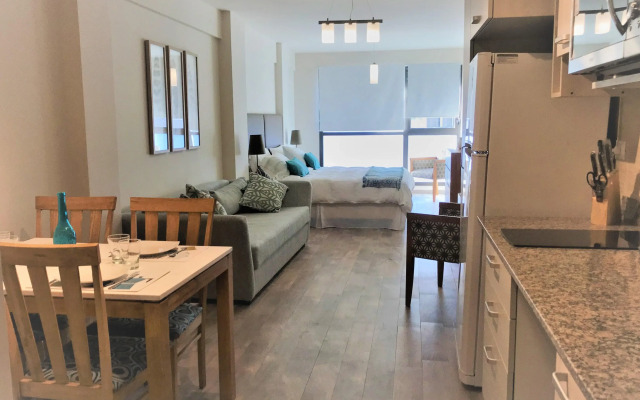 Urbana Suites & Studios 440
