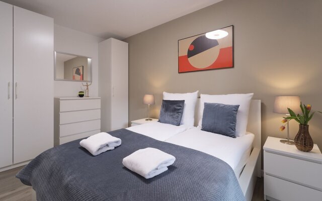 Waterlane Island Old Town by Renters