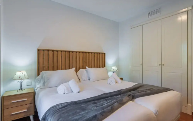 2-bedroom Beachfront Apartment