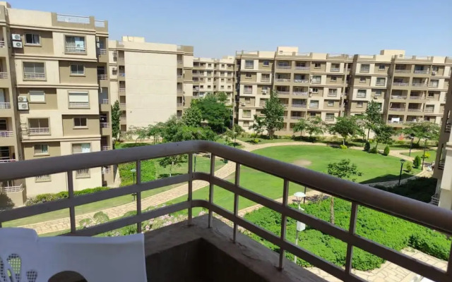 Amazing 2-bed Apartment in Cairo Madinty