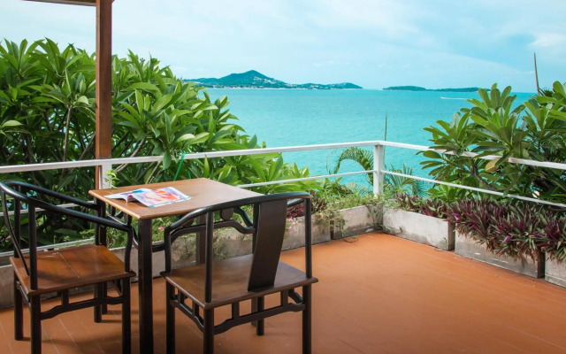 Boujis Boutique Resort