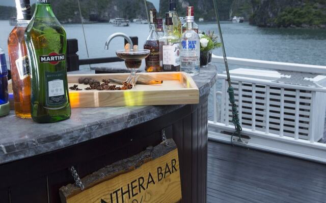 Hera Grand Luxury Cruises Halong