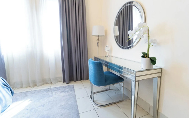 Reehan 1 - Happy Season - 2BR - Downtown