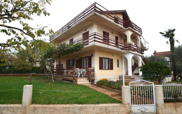 Apartment Rozana