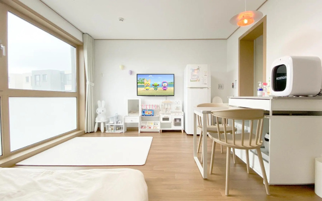 SeongSan baekrok Kidsgajok pension