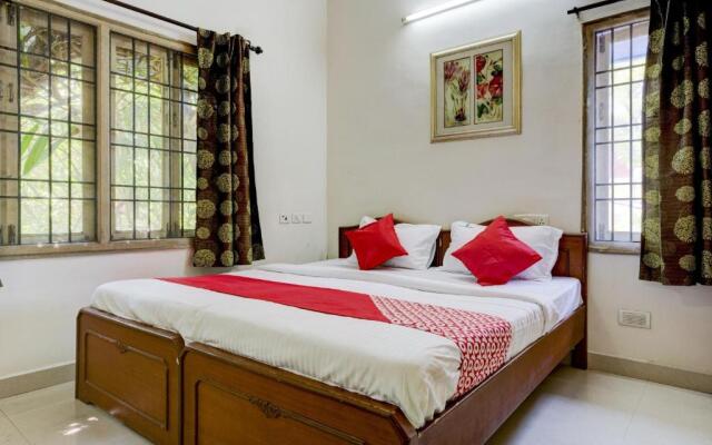 OYO Flagship 77300 J2 Service Apartment