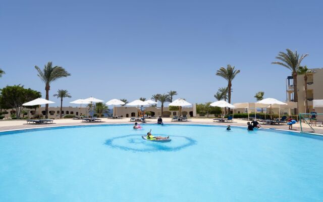 Grand Oasis Resort